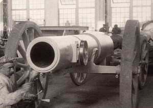 Gun Making Workshop? Workman WWI old Photo 1914-1918