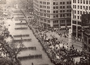 New York Military Parade Troops leaving for France WWI old Photo 1918