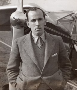 Portrait of Aviator Jim Broadbent & Airplane Aviation old Photo 1938