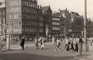 Pays-Bas Amsterdam Scene de Rue Pietons Ancienne Photo Amateur 1950's