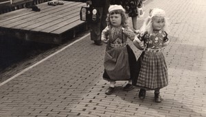 Netherlands Isle of Marken Traditional Costumes Children Amateur Photo 1950's #2