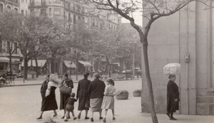 Spain San Sebastian Donostia street Pedestrians old Amateur Photo 1950's
