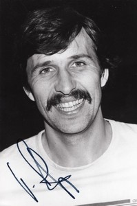 France Football Soccer Coach Victor Zvunka RC Paris Signed Universal Photo 1985