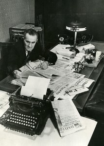 Russia Moscow J Vicktorov Journalist newspaper Pravda Typewriter Old Photo 1947