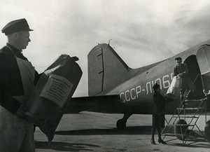 URSS Moscou Livraison par Avion du journal La Pravda ancienne Photo 1947
