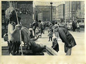 East Germany Rostock Lange Strasse Fountain Baltic Week Old Photo 1966