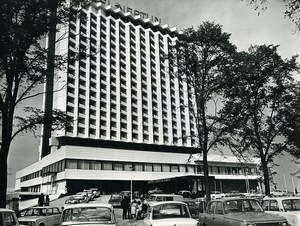 East Germany Rostock new hotel Neptun Automobiles Old Photo 1971