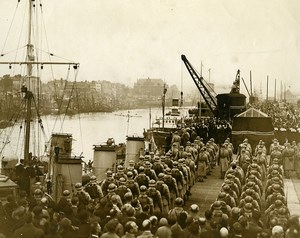 France Boulogne Homecoming R101 Airship Crash Victims Aviation Old Photo 1930