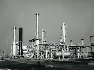 France Saint Pol sur Mer Oil Refinery BP Old Photo 1959