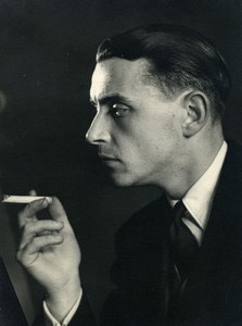 France Paris Photographer Andre Rossignol smoking self portrait Old Photo 1940