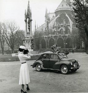 France Paris Publicité Renault et la Mode Photographe Ancienne Photo 1960