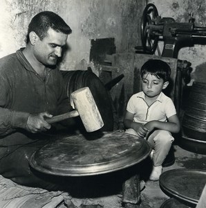 Iran Djafar the little Iranian Metal Dish Maker old Photo Dominique Darbois 1968