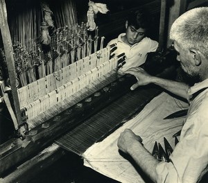 Iran Djafar the little Iranian Weaver old Photo Dominique Darbois 1968