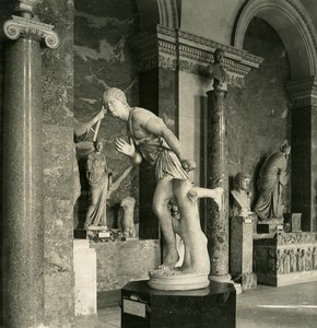 France Paris Louvre Museum Sculpture Greek runner Old NPG Stereo Photo 1900