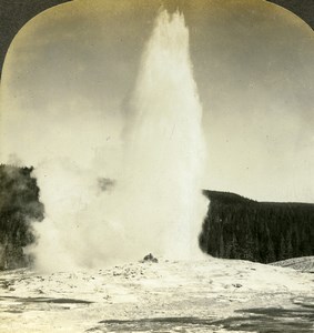 USA Yellowstone National Park Old Faithful Geyser Stereoview Photo Kelley 1906