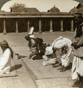 India Ahmedabad Mosque interior Prayers Old Stereoview Photo Underwood 1903