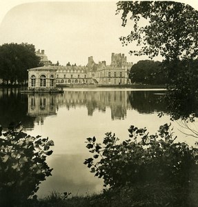 France Fontainebleau Castle Lake & Palace Old NPG Stereoview Photo 1900