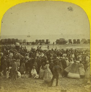 Ramsgate Crowd on Beach Puppet Show Punch & Judy Old Stereoview photo 1870