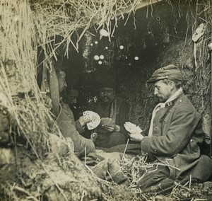 France First World War Soldiers playing cards in a trench Old Stereo Photo 1918