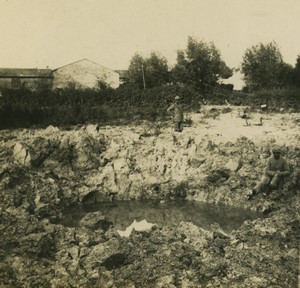 France First World War Marne hole dug by a 380 shell Old Stereo Photo 1918