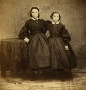 France the two young girls posing Old Photo Stereoview 1860